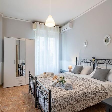 Terrazze Italiane City Center - White Apartment Verona Buitenkant foto
