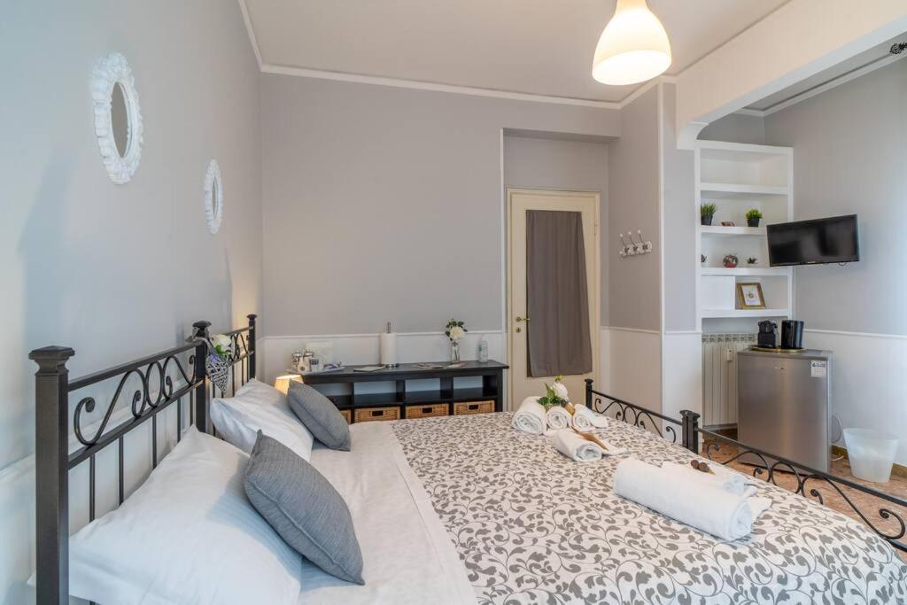 Terrazze Italiane City Center - White Apartment Verona Buitenkant foto